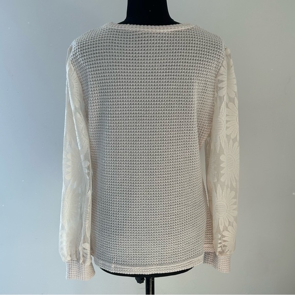 Cream Loose Knit Sweater w Lace Sleeves Crew Neck Sz L - Picture 7 of 7
